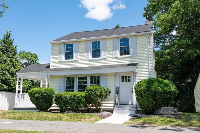 1386 Piper Rd, West Springfield, MA 01089