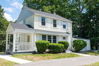 1386 Piper Rd, West Springfield, MA 01089