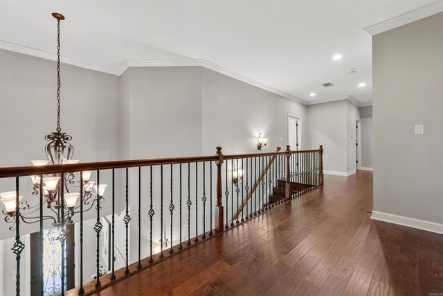 9040 Naples Cove, Benton, AR 72109