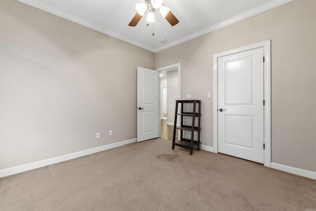 9040 Naples Cove, Benton, AR 72109