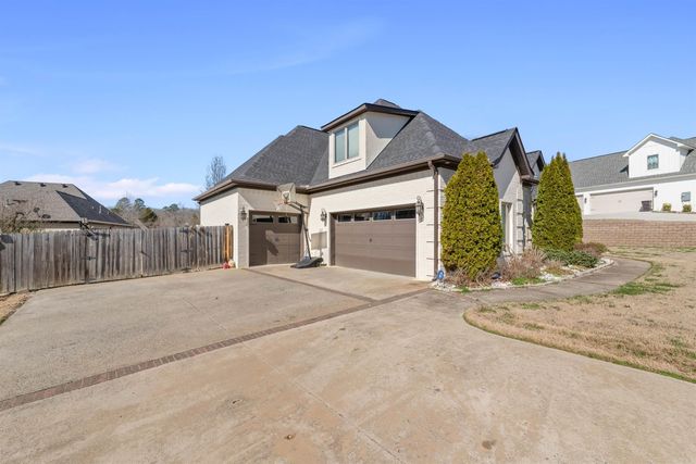 9040 Naples Cove, Benton, AR 72109