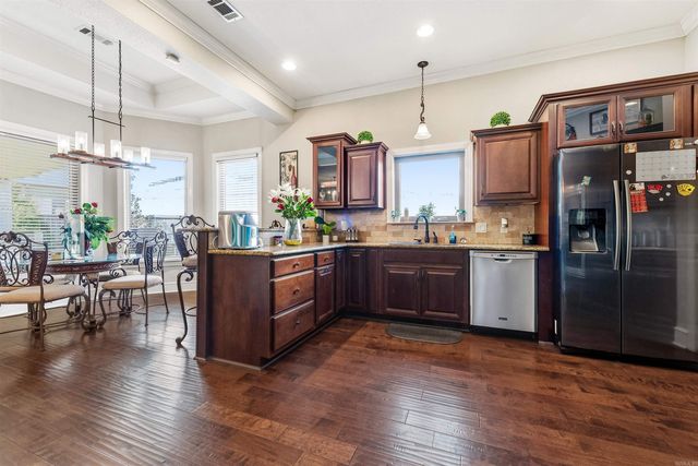 9040 Naples Cove, Benton, AR 72109