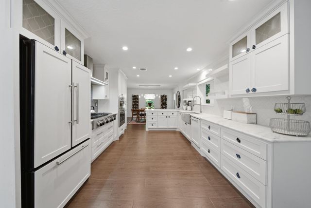 923 Daria Drive, Houston, TX 77079