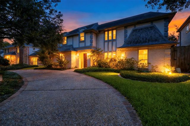 923 Daria Drive, Houston, TX 77079