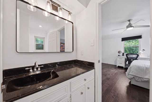 923 Daria Drive, Houston, TX 77079