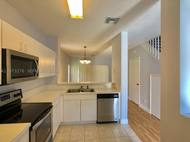 12218 SW 8th Ct, Pembroke Pines, FL 33025