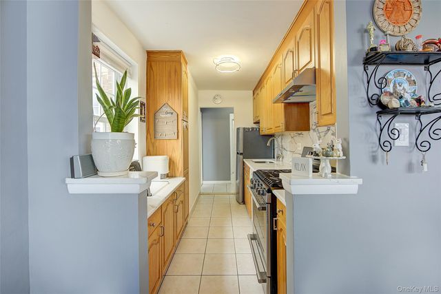 149-30 88th Street 6J, Lindenwood, NY 11414