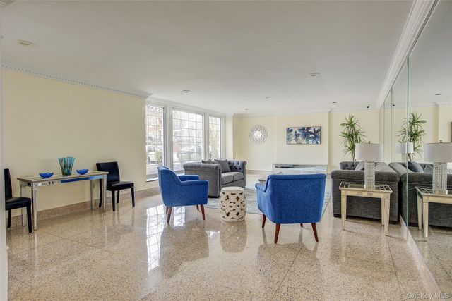 149-30 88th Street 6J, Lindenwood, NY 11414