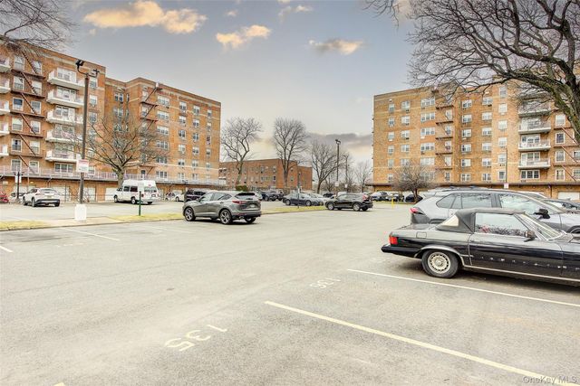 149-30 88th Street 6J, Lindenwood, NY 11414
