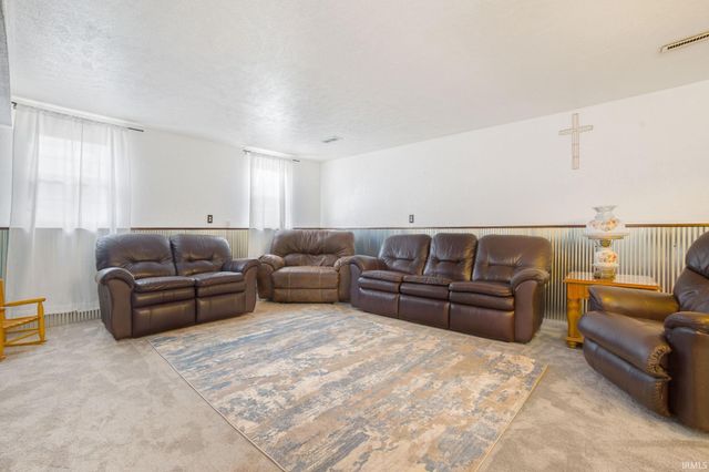 11341 Edison Road, Osceola, IN 46561