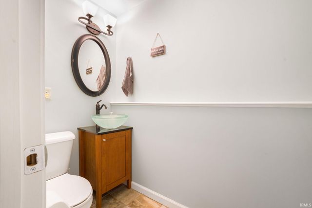 11341 Edison Road, Osceola, IN 46561