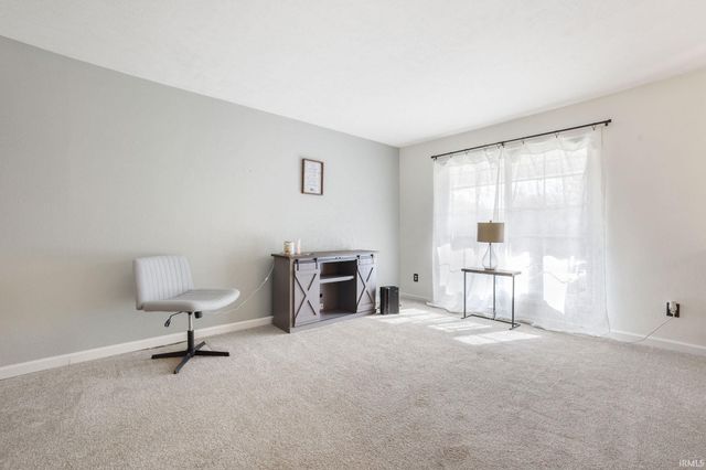 11341 Edison Road, Osceola, IN 46561