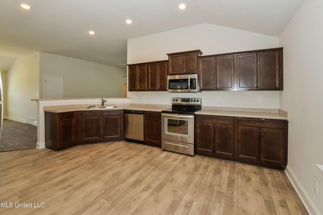 7826 Ferndale Drive, Olive Branch, MS 38654