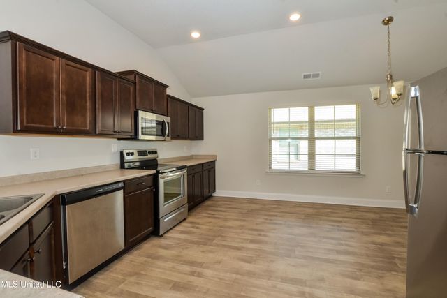 7826 Ferndale Drive, Olive Branch, MS 38654