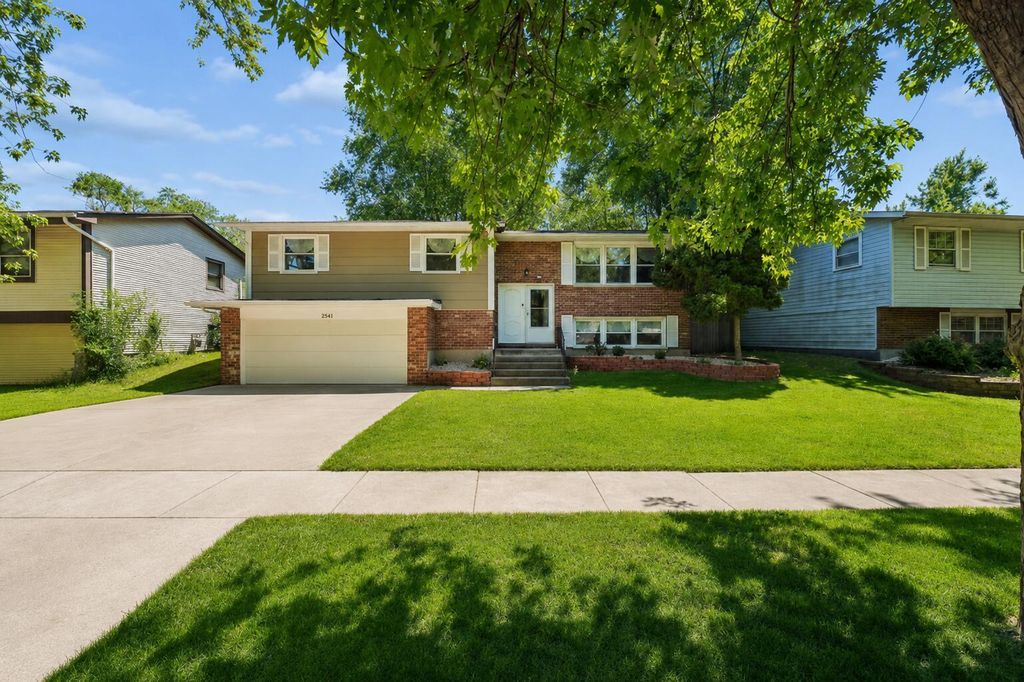 21601 Jeffrey Avenue, Sauk Village, IL 60411