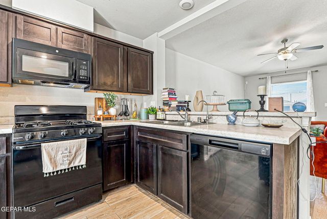 14552 Mescal Bean Court, Horizon City, TX 79928