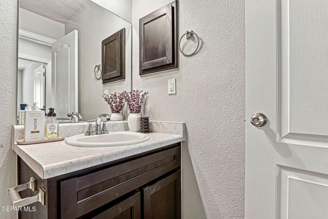 14552 Mescal Bean Court, Horizon City, TX 79928