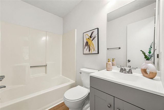 8426 Alden Drive, Riverdale, GA 30274