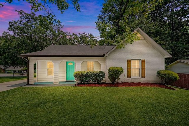 8426 Alden Drive, Riverdale, GA 30274