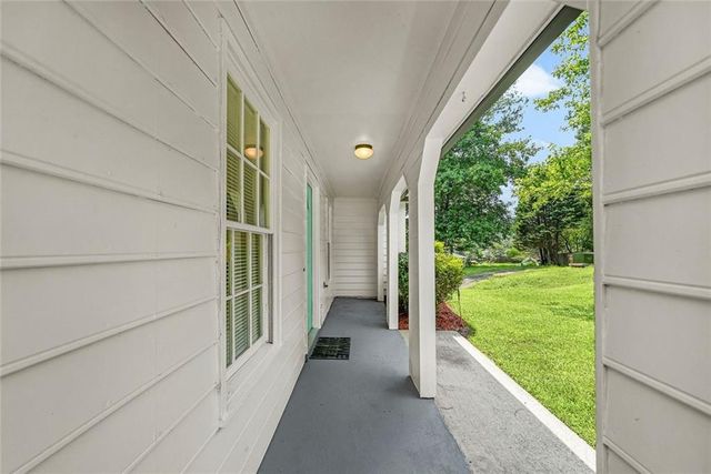 8426 Alden Drive, Riverdale, GA 30274