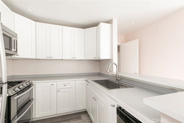 365 Burchett Street 217, Glendale, CA 91203