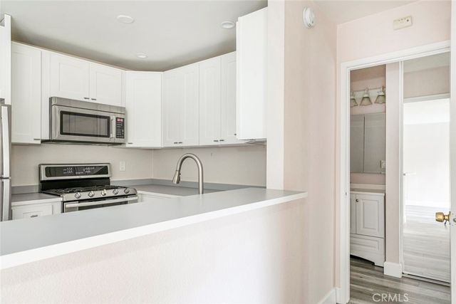 365 Burchett Street 217, Glendale, CA 91203