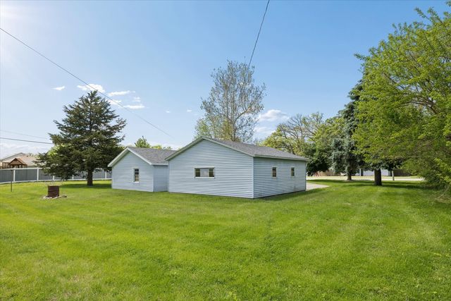 4368 9th Street, East Moline, IL 61244