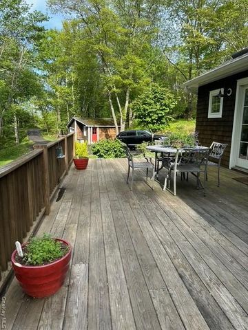 1125 Old Quaker Hill Road, Pawling, NY 12564