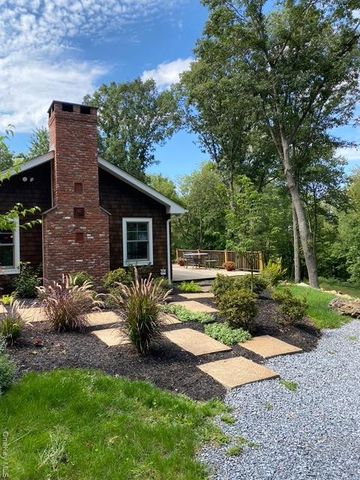 1125 Old Quaker Hill Road, Pawling, NY 12564