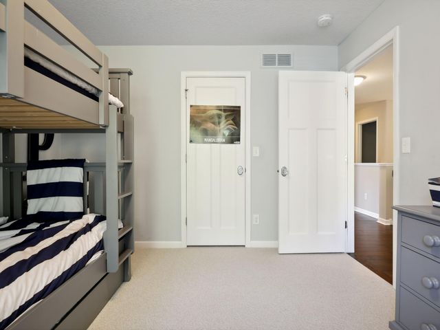 5209 W 48th Street, Edina, MN 55436