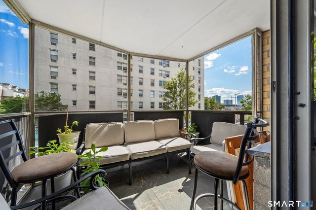 50 Glenbrook Road 2B, Stamford, CT 06902