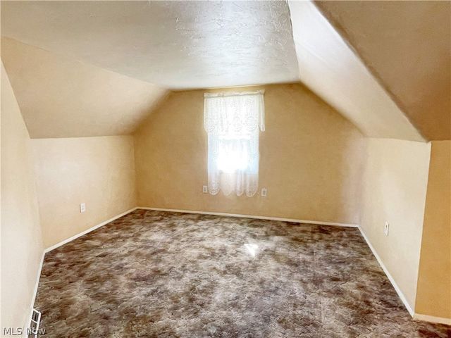 1661 Byron Drive, Mayfield Heights, OH 44124