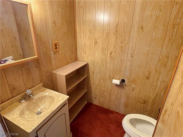 1661 Byron Drive, Mayfield Heights, OH 44124