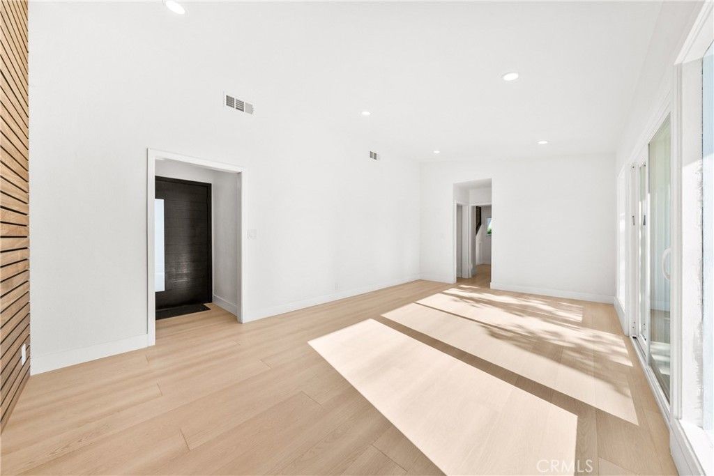 2922 Radnor, Long Beach, CA 90815 — photo 4