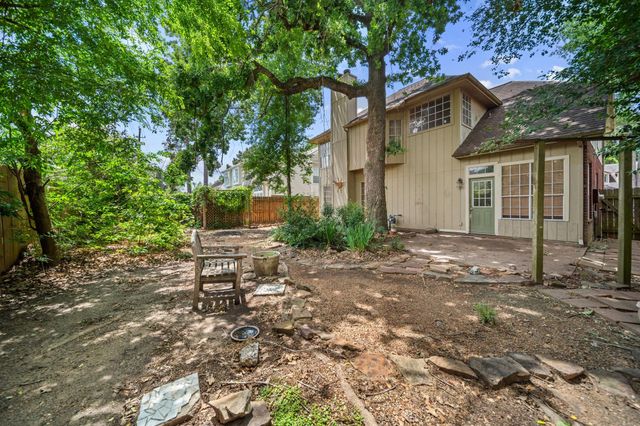 16027 Lakestone Drive, Tomball, TX 77377