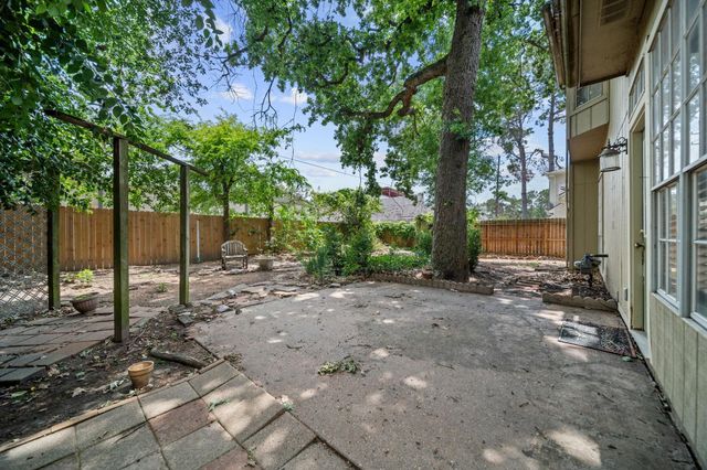 16027 Lakestone Drive, Tomball, TX 77377