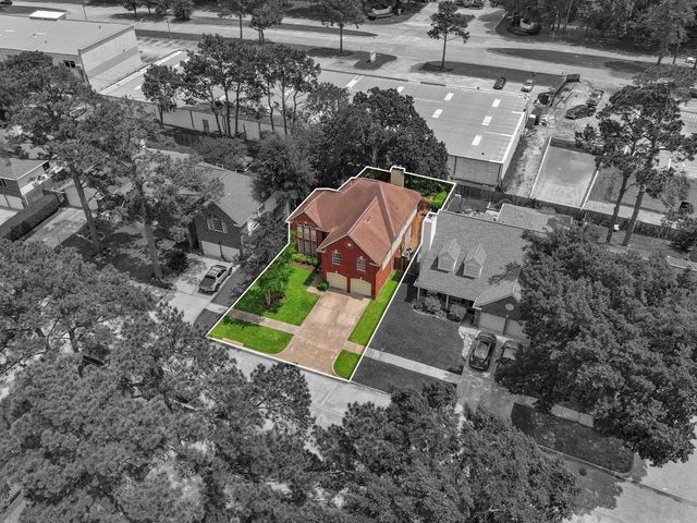 16027 Lakestone Drive, Tomball, TX 77377