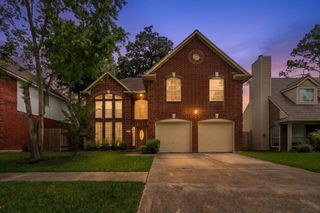 16027 Lakestone Drive, Tomball, TX 77377