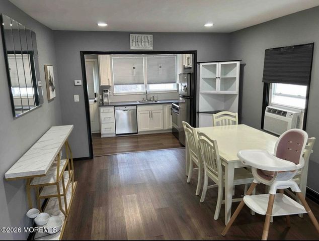 707 Beachview Avenue, Union Beach, NJ 07735