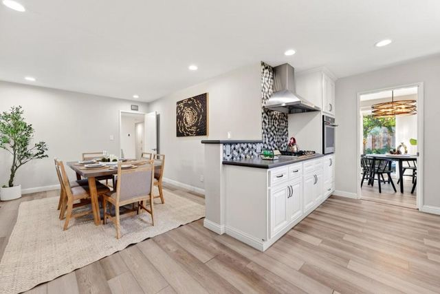 1525 S Mary Avenue, Sunnyvale, CA 94087