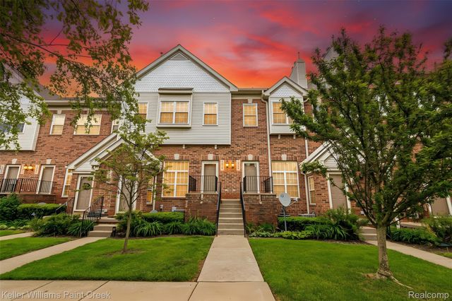1847 Campau Farms Circle, Detroit, MI 48207