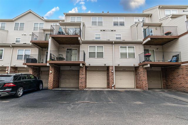 1847 Campau Farms Circle, Detroit, MI 48207