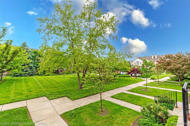1847 Campau Farms Circle, Detroit, MI 48207