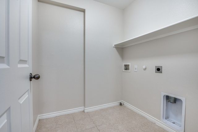 1306 Newton Drive, Cedar Hill, TX 75104