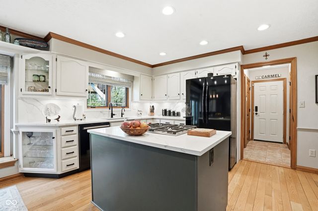 13777 Smokey Hollow Court, Carmel, IN 46032