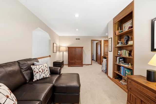 13777 Smokey Hollow Court, Carmel, IN 46032