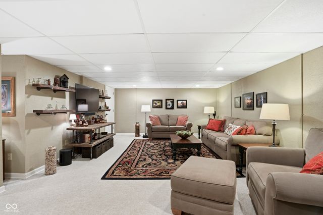13777 Smokey Hollow Court, Carmel, IN 46032