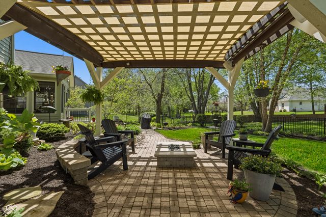 13777 Smokey Hollow Court, Carmel, IN 46032