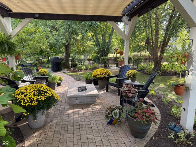 13777 Smokey Hollow Court, Carmel, IN 46032