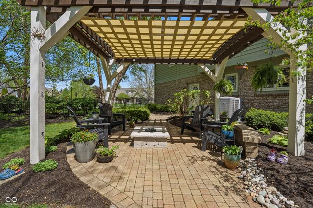 13777 Smokey Hollow Court, Carmel, IN 46032